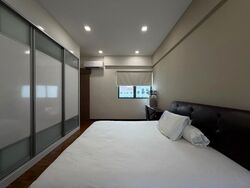 Stratford Court (D16), Condominium #638801131